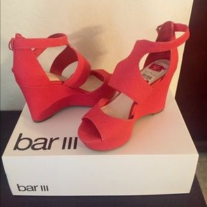 Bar III coral wedges.